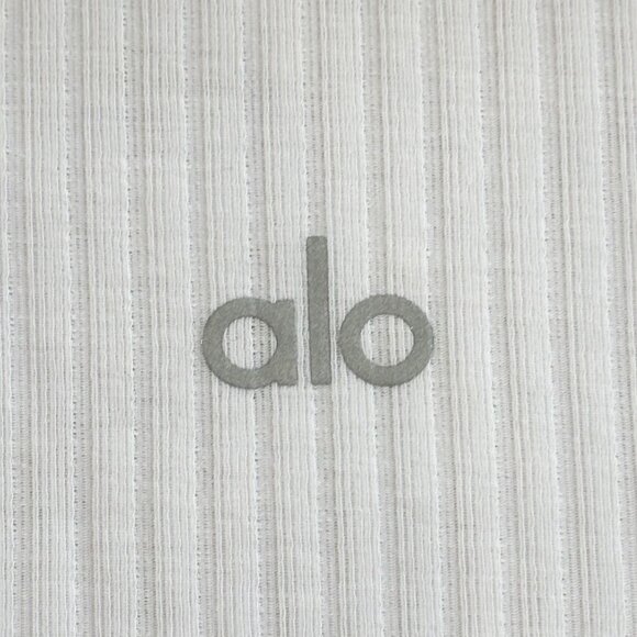 alo White Ribbed Sea Coast Cropped Turtleneck Tank size Small - Picture 10 of 12